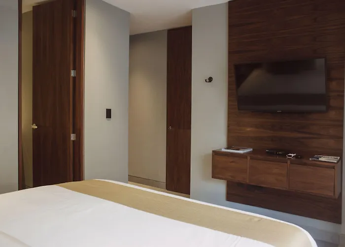 It Boutique & Restaurant Hotel 5*